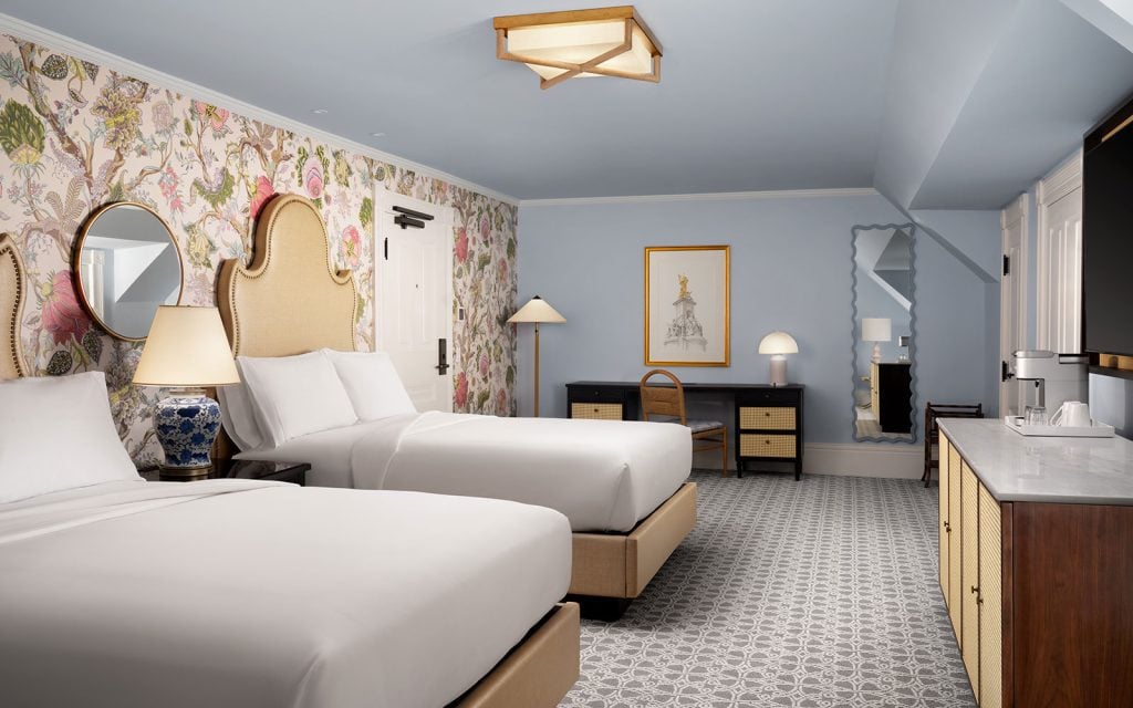 Victorian guest room with 2 queen beds