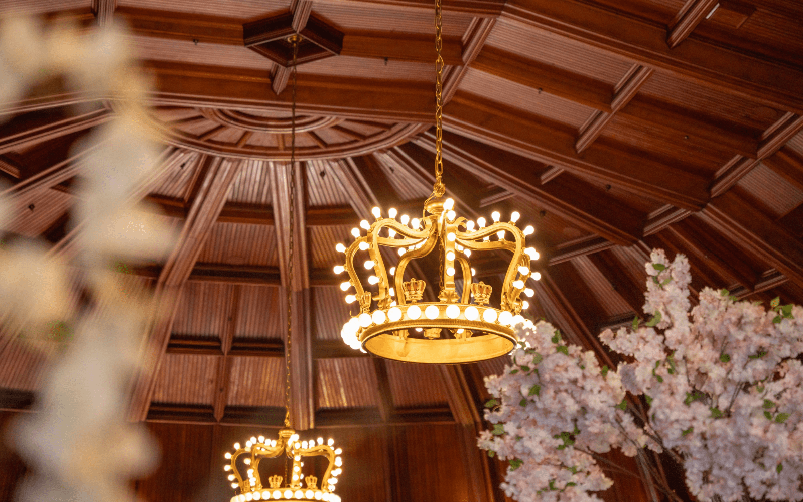 crown room chandeliers