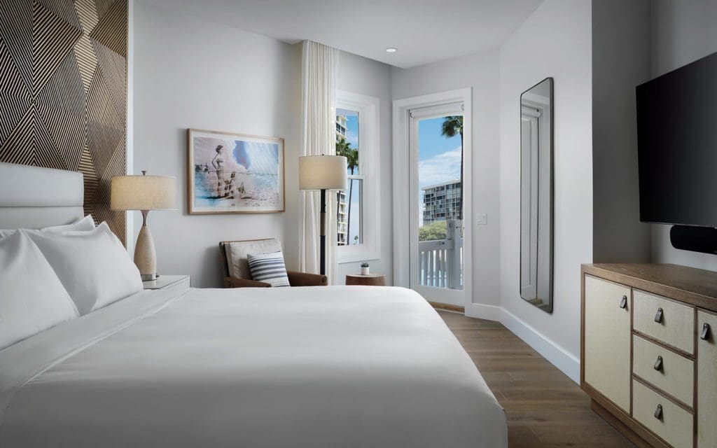 Bay View King Bedroom